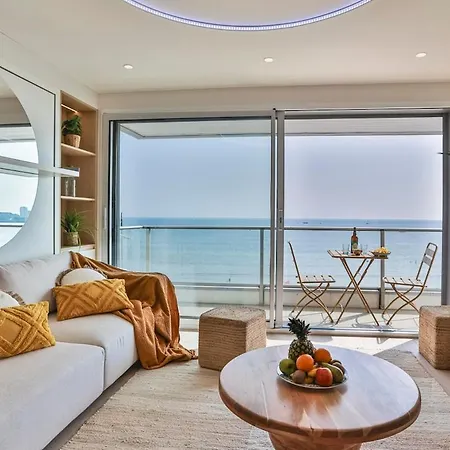 Chez Denis Splendide Vue 4 Etoiles Parking لي سابلِ دولونْ